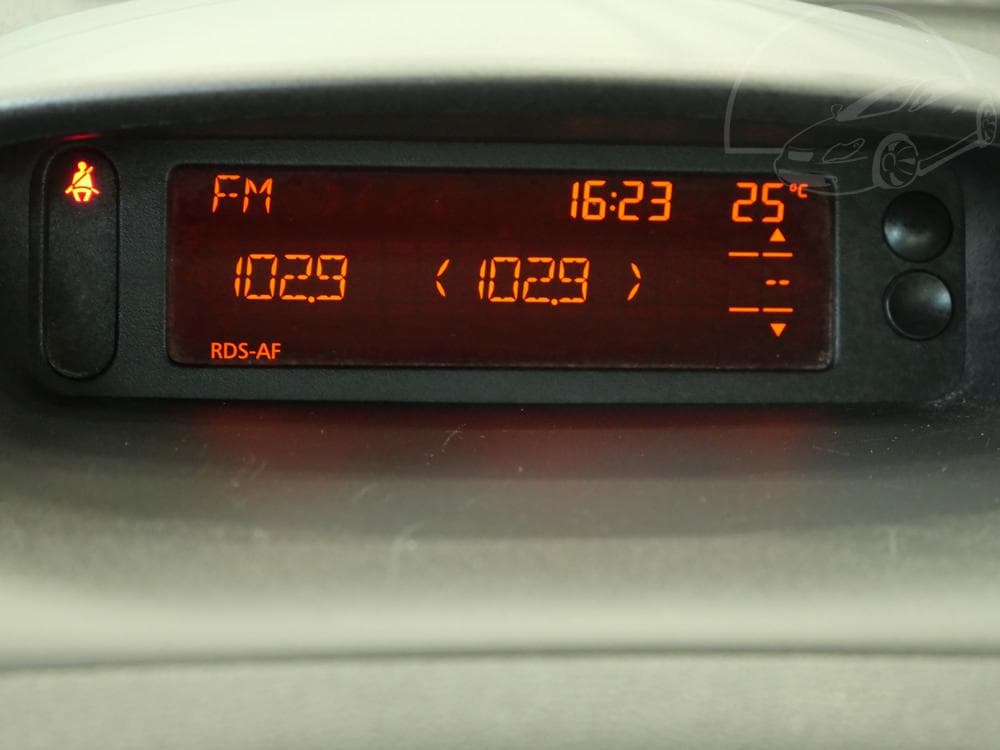 2010 Renault CLIO - 15