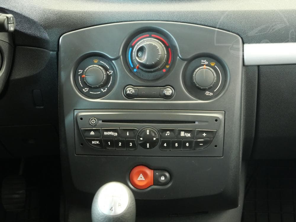 2010 Renault CLIO - 9