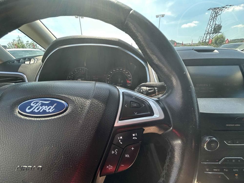 2015 Ford S-MAX - 20