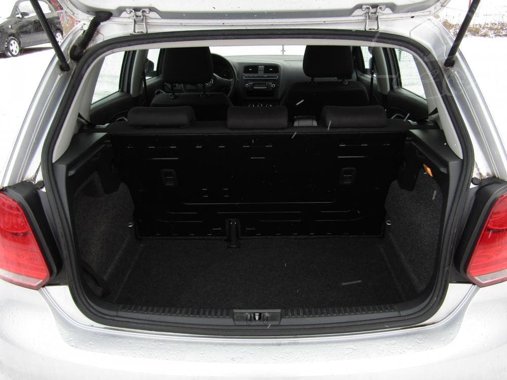 2011 Volkswagen POLO - 7