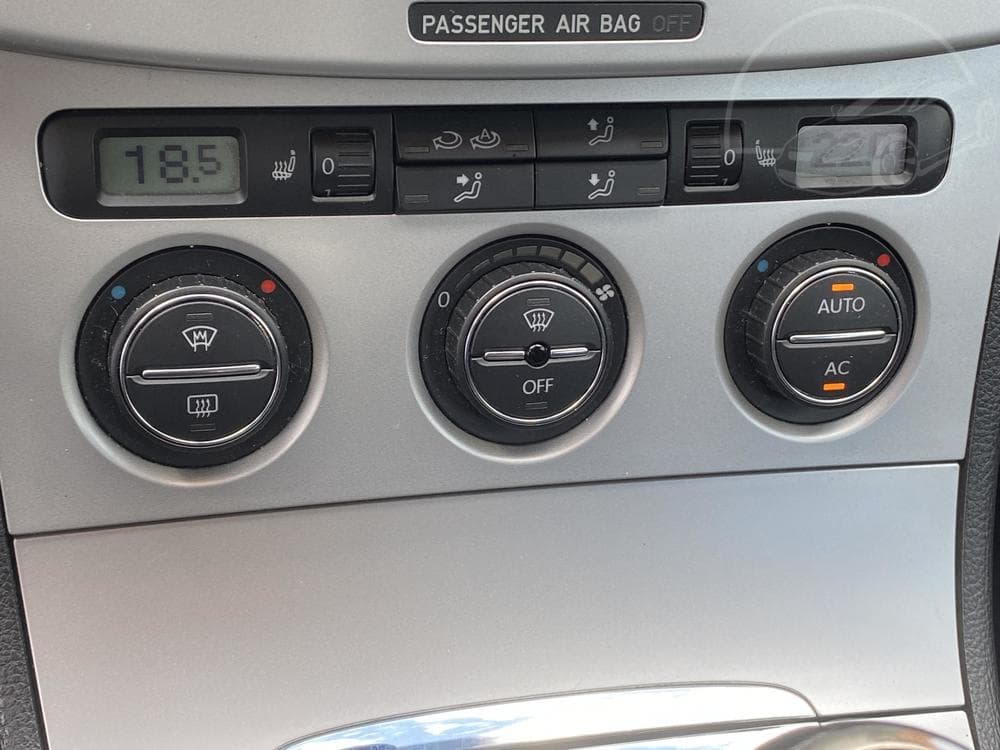 2008 Volkswagen PASSAT - 12
