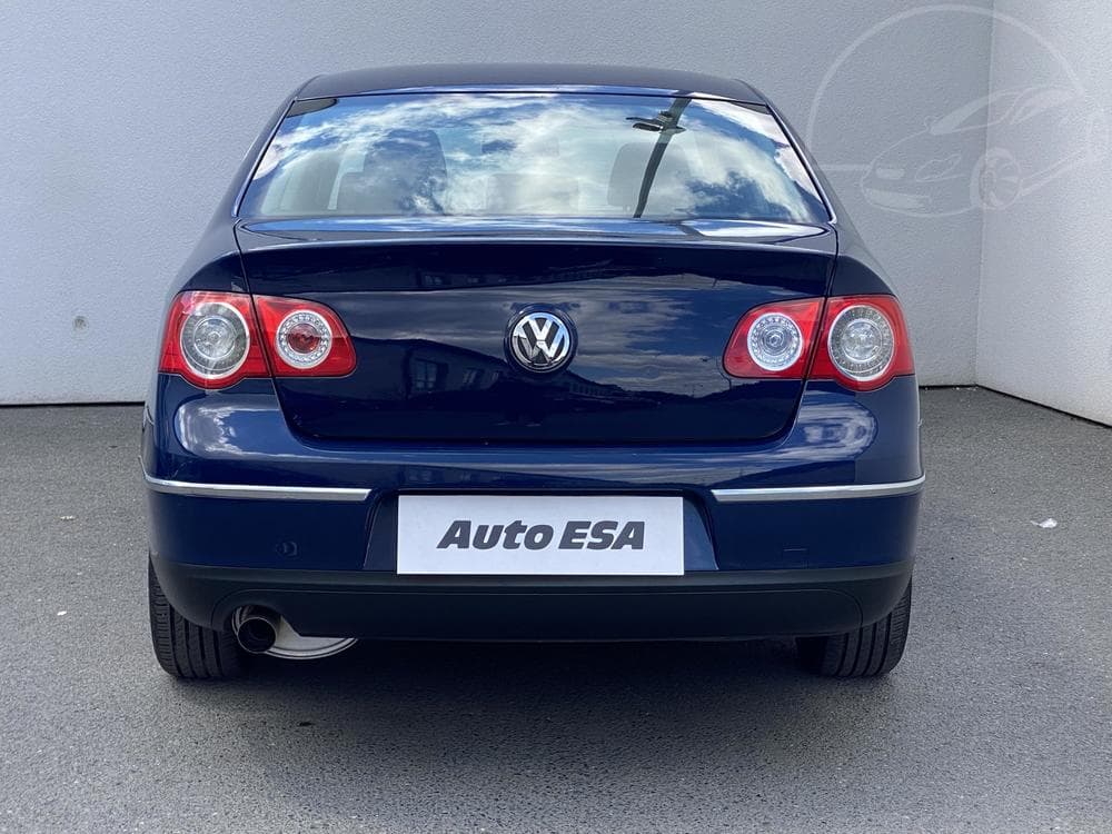 2008 Volkswagen PASSAT - 5