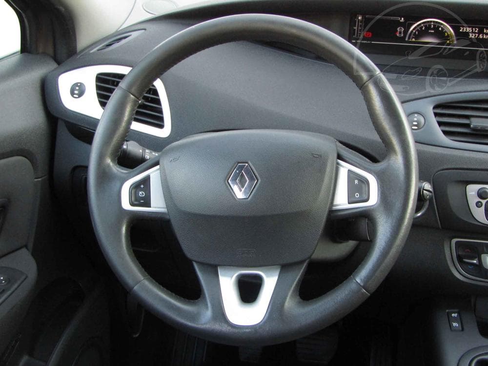2012 Renault MEGANE - 15