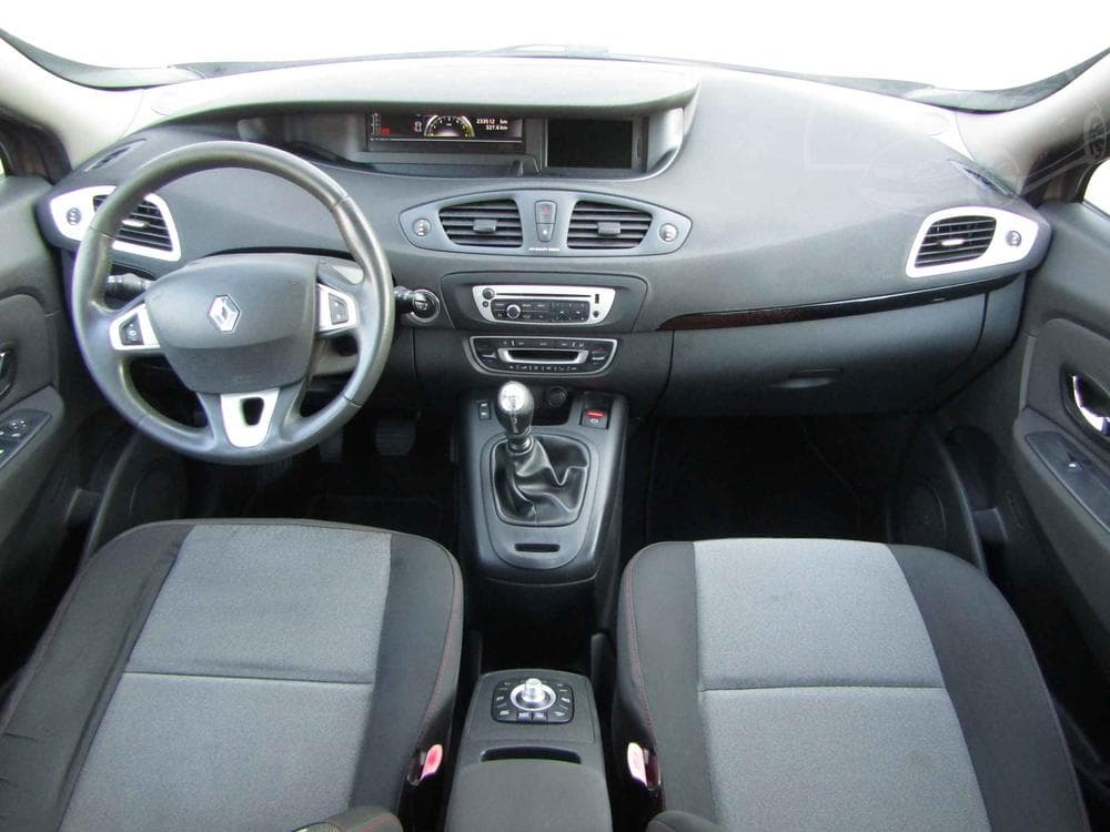 2012 Renault MEGANE - 8