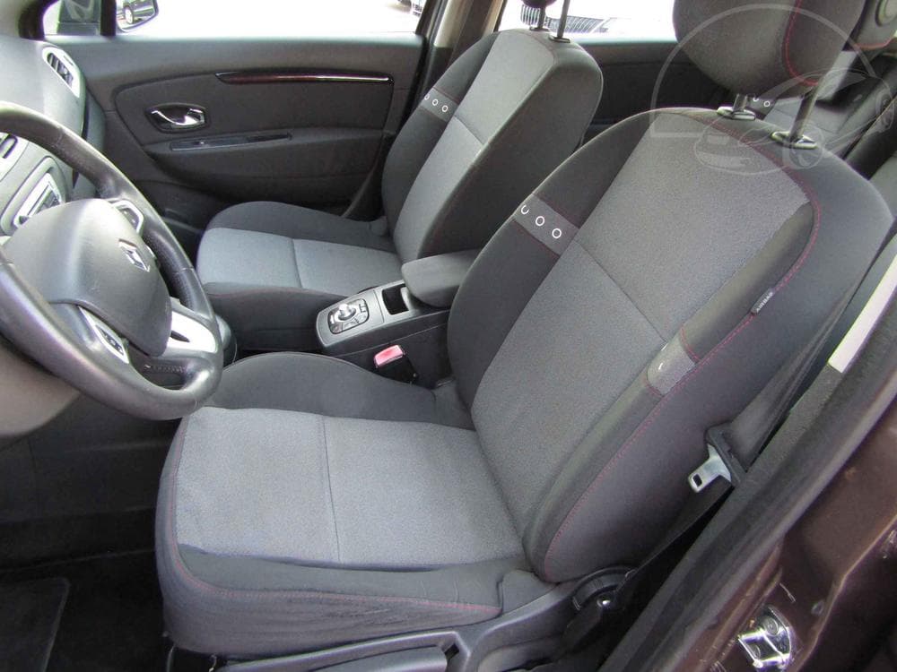 2012 Renault MEGANE - 9