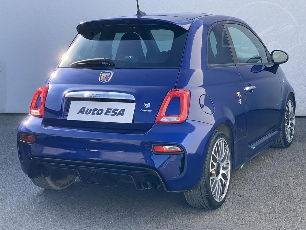 2017 Abarth 595 - 10