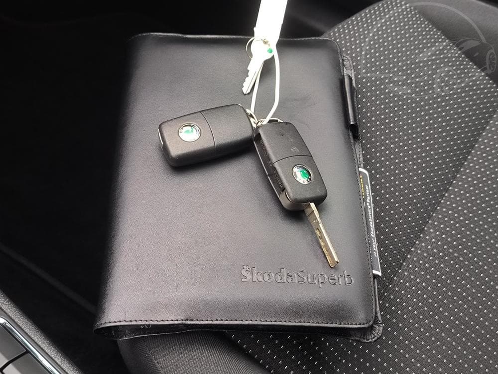 2010 Škoda SUPERB - 35
