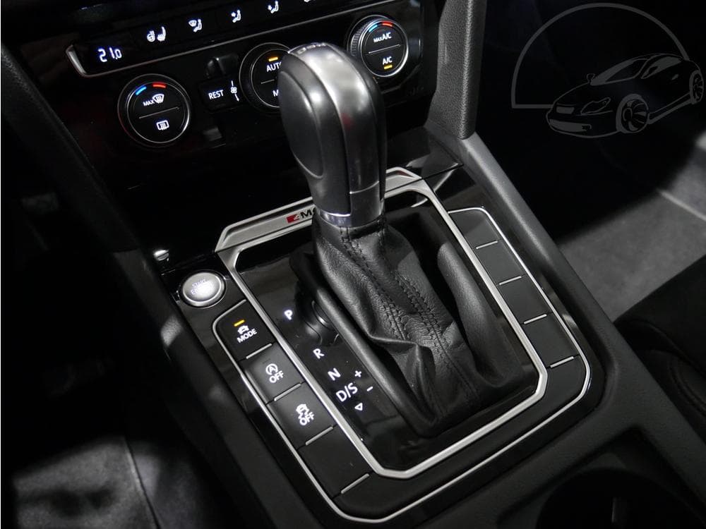 2015 Volkswagen PASSAT - 49
