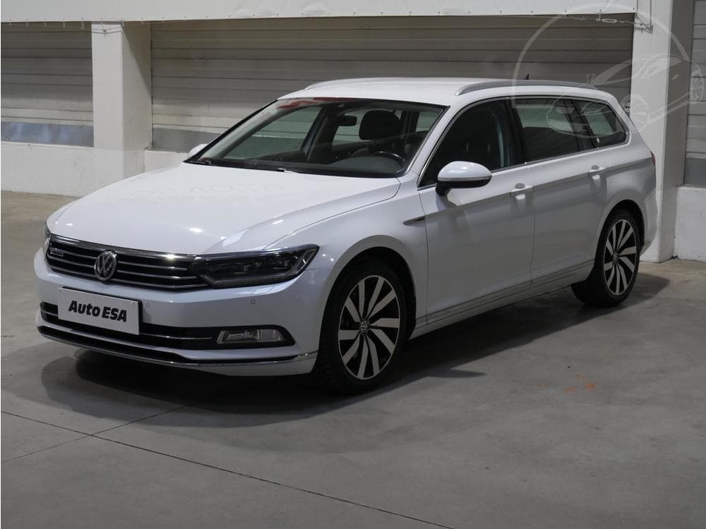 2015 Volkswagen PASSAT - 7