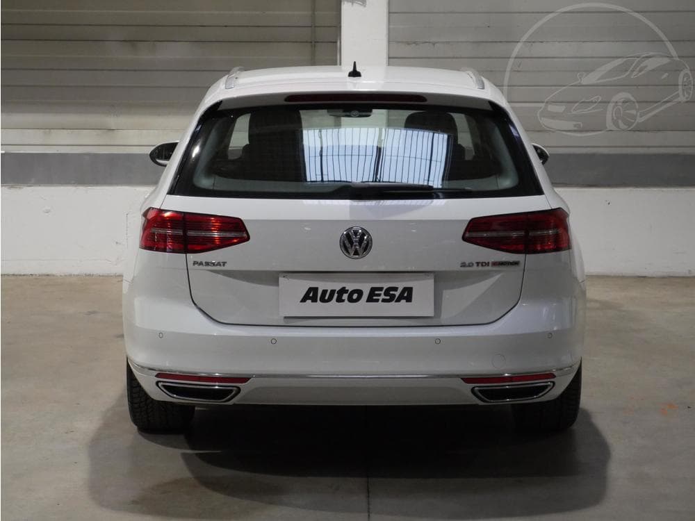 2015 Volkswagen PASSAT - 13