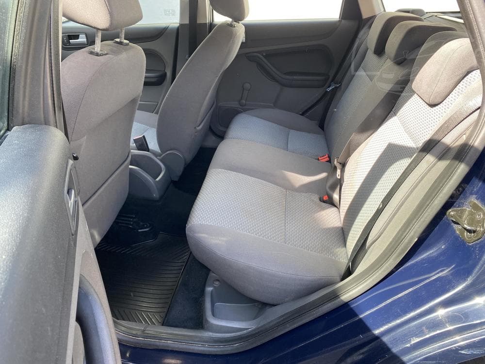 2007 Ford FOCUS - 10