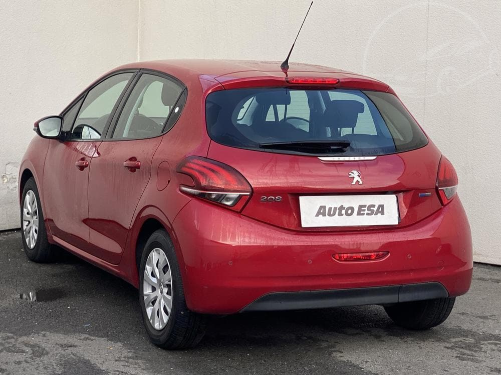 2016 Peugeot 208 - 6