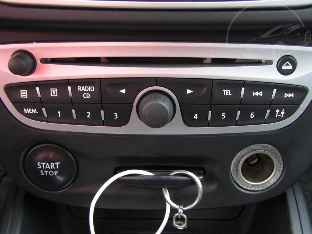 2011 Renault MEGANE - 14