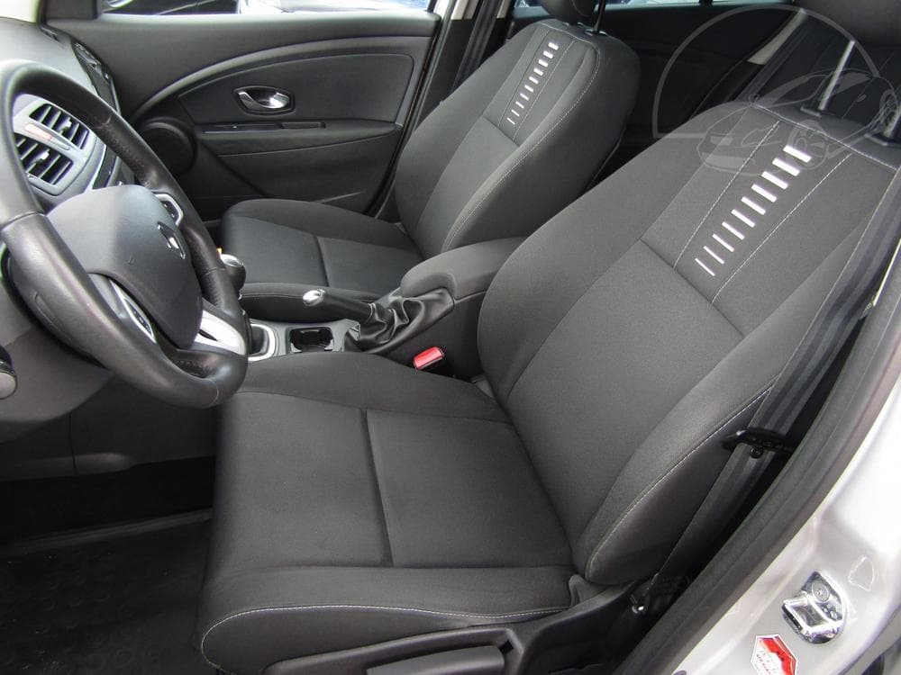 2011 Renault MEGANE - 9