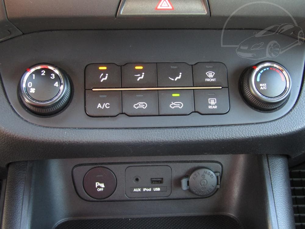 2011 Kia SPORTAGE - 25
