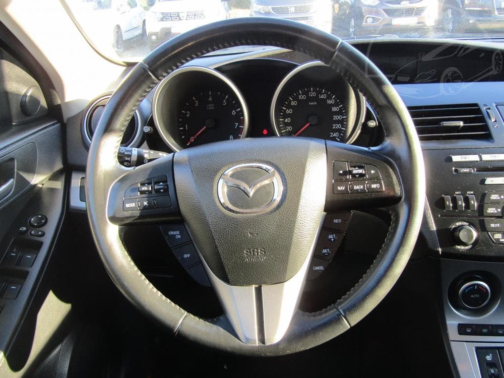 2009 Mazda 3 - 11