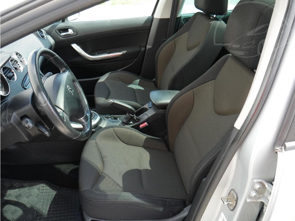 2014 Peugeot 308 - 9