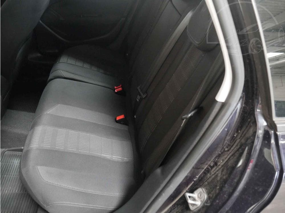 2016 Peugeot 308 - 10