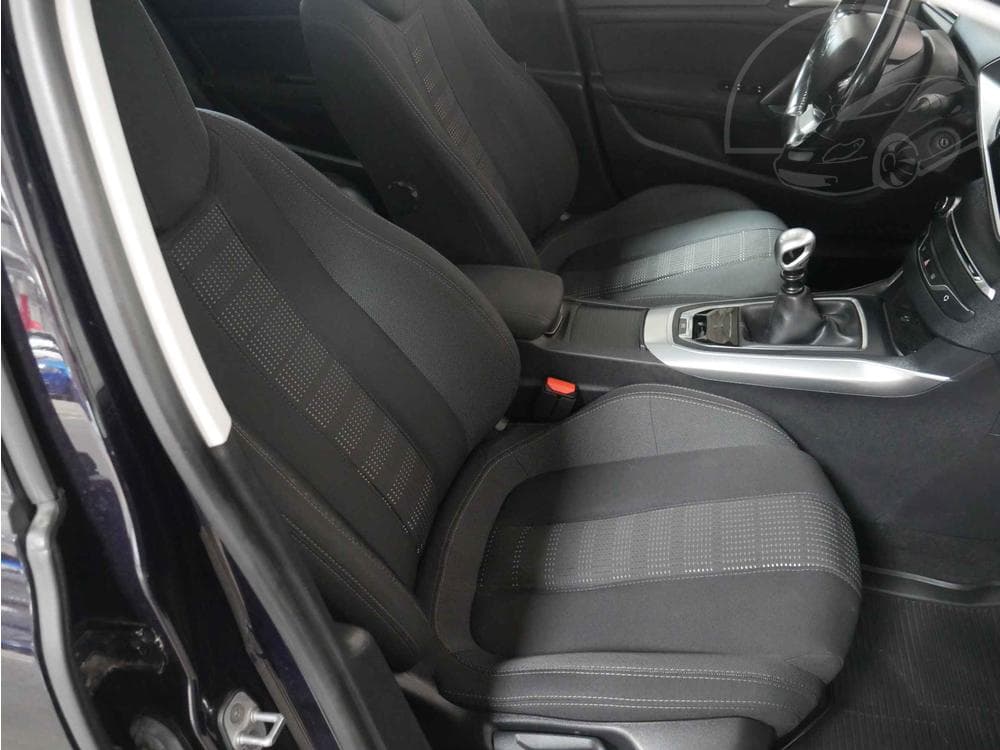 2016 Peugeot 308 - 12
