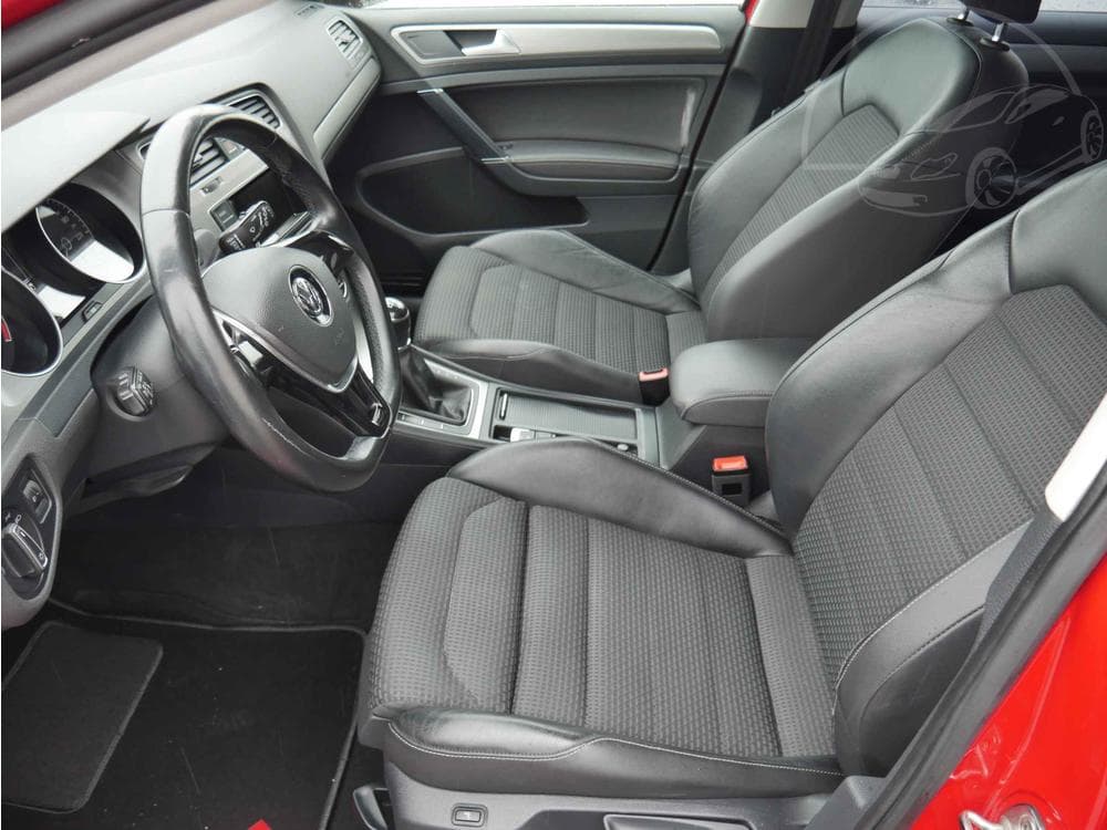 2014 Volkswagen GOLF - 9