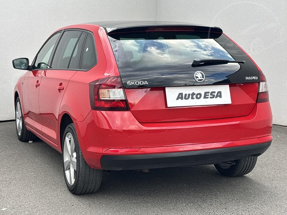 2014 Škoda RAPID - 11