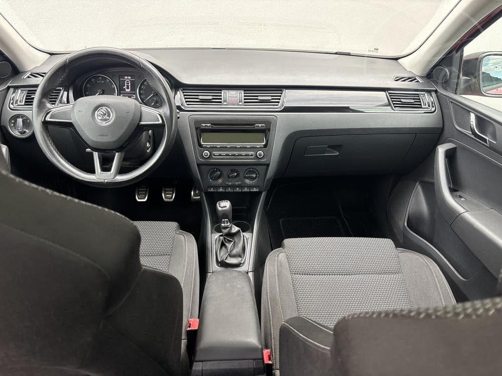 2014 Škoda RAPID - 15