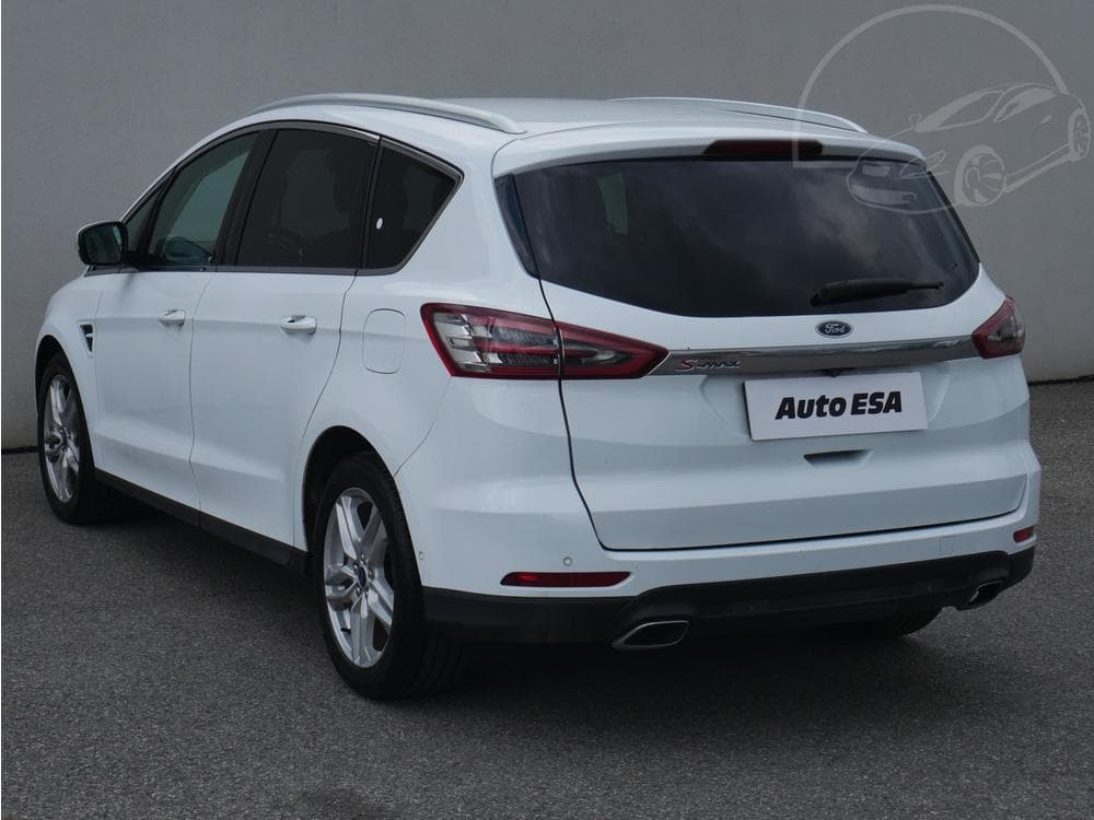 2018 Ford S-MAX - 16