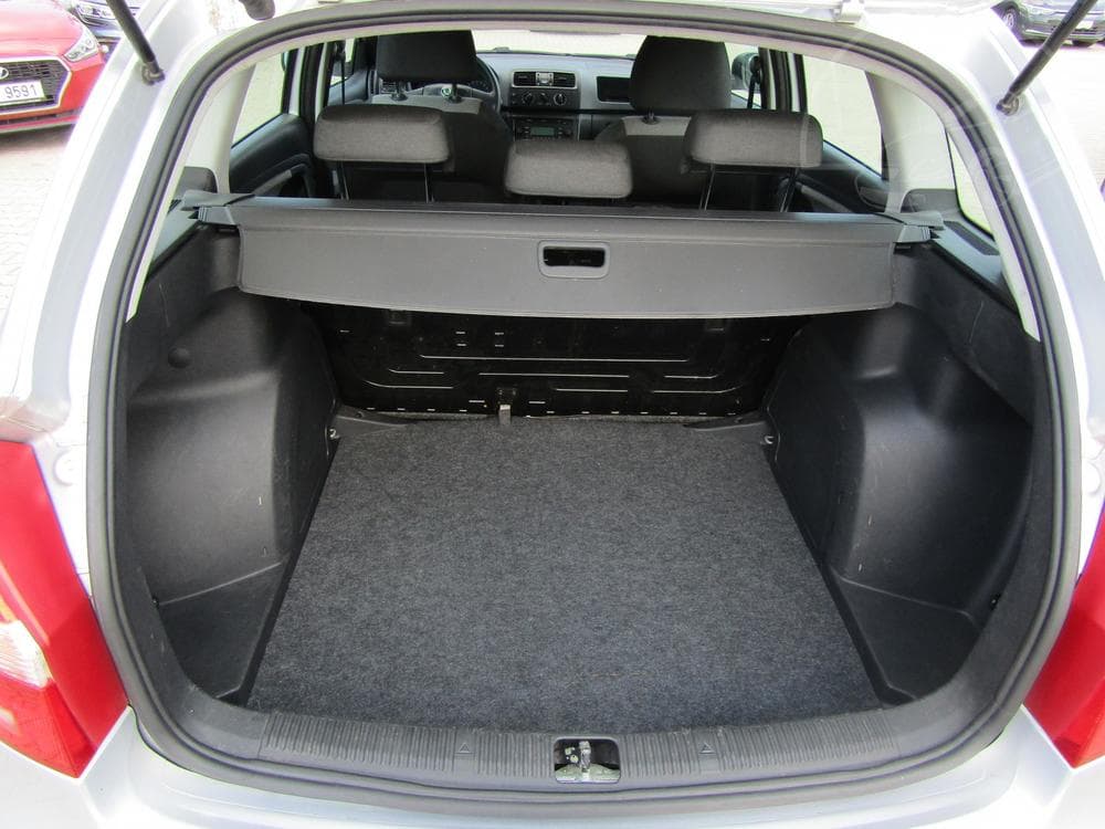 2011 Škoda FABIA - 13