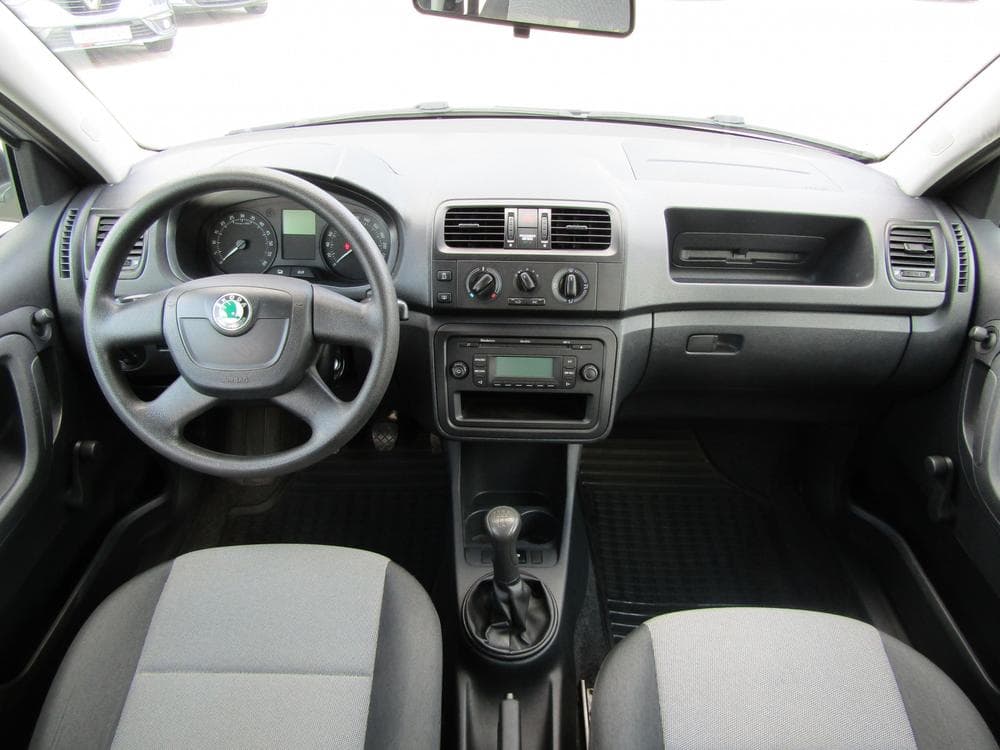 2011 Škoda FABIA - 15