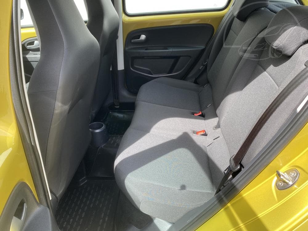 2018 Volkswagen UP! - 10