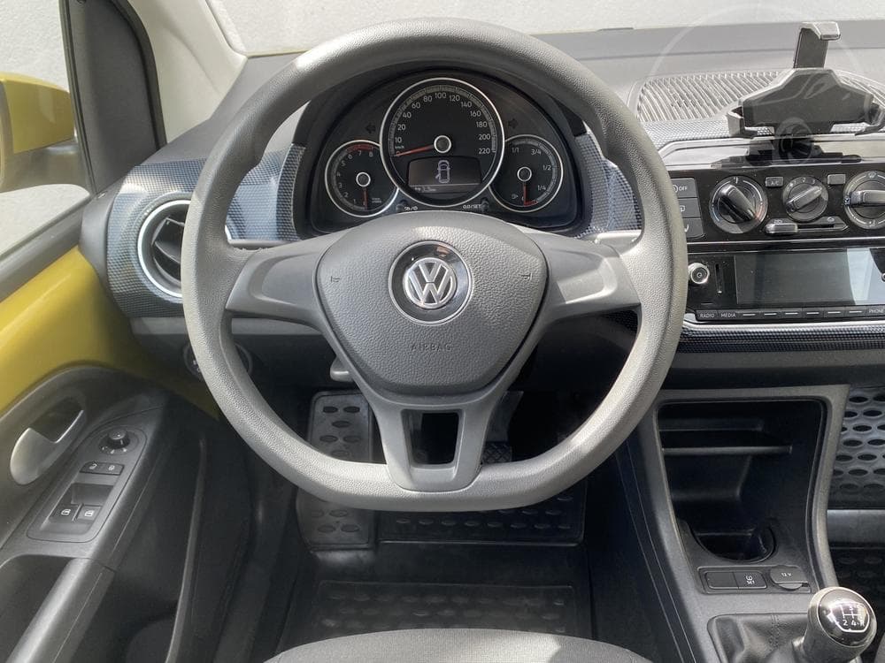 2018 Volkswagen UP! - 11