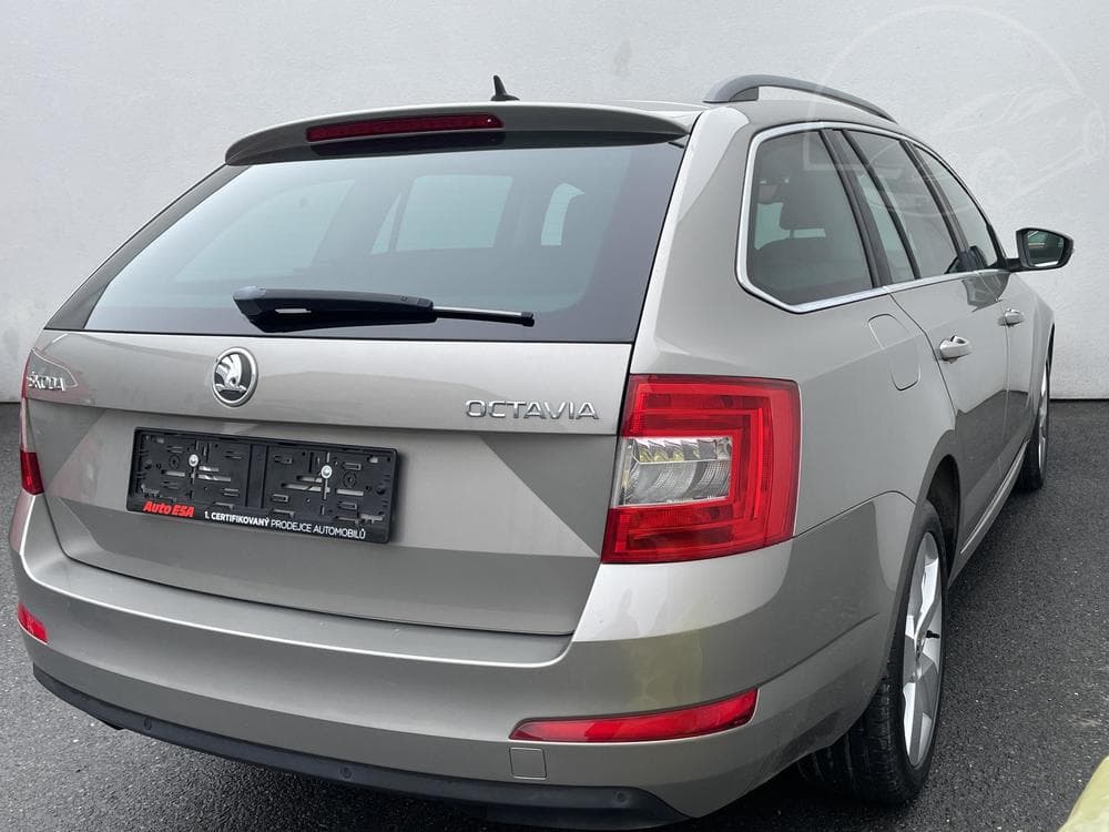 2014 Škoda OCTAVIA - 16
