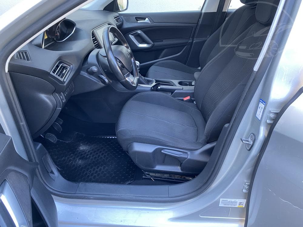 2016 Peugeot 308 - 9