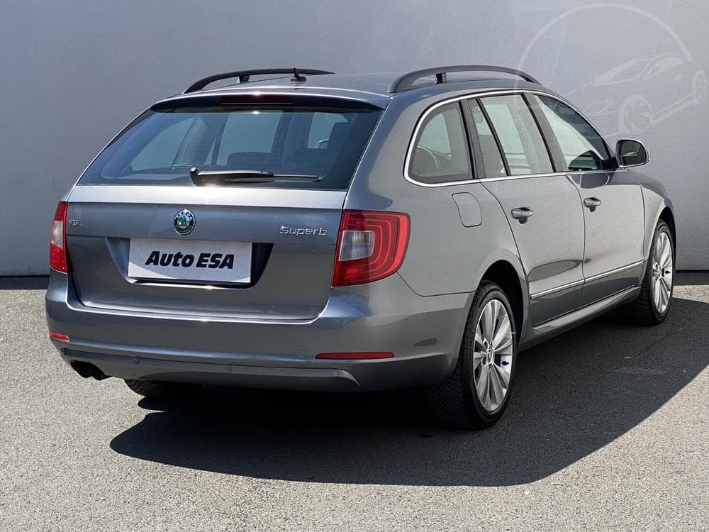 2010 Škoda SUPERB - 7