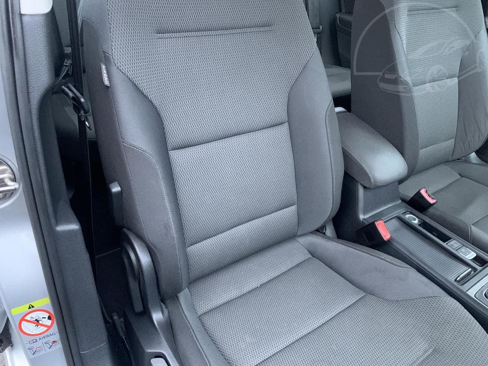 2013 Volkswagen GOLF - 12