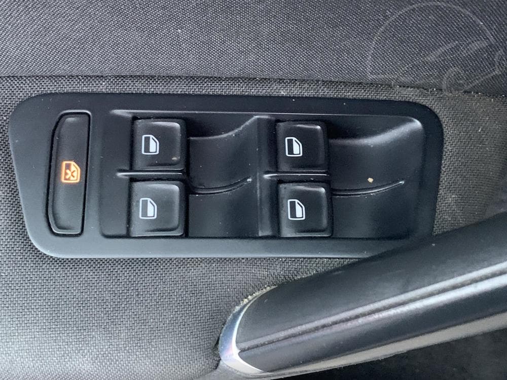 2013 Volkswagen GOLF - 18