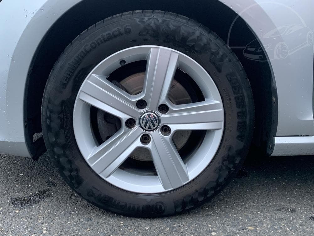 2013 Volkswagen GOLF - 19