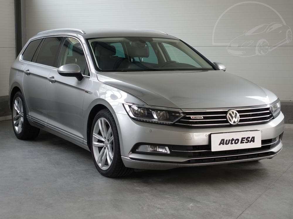 2015 Volkswagen PASSAT