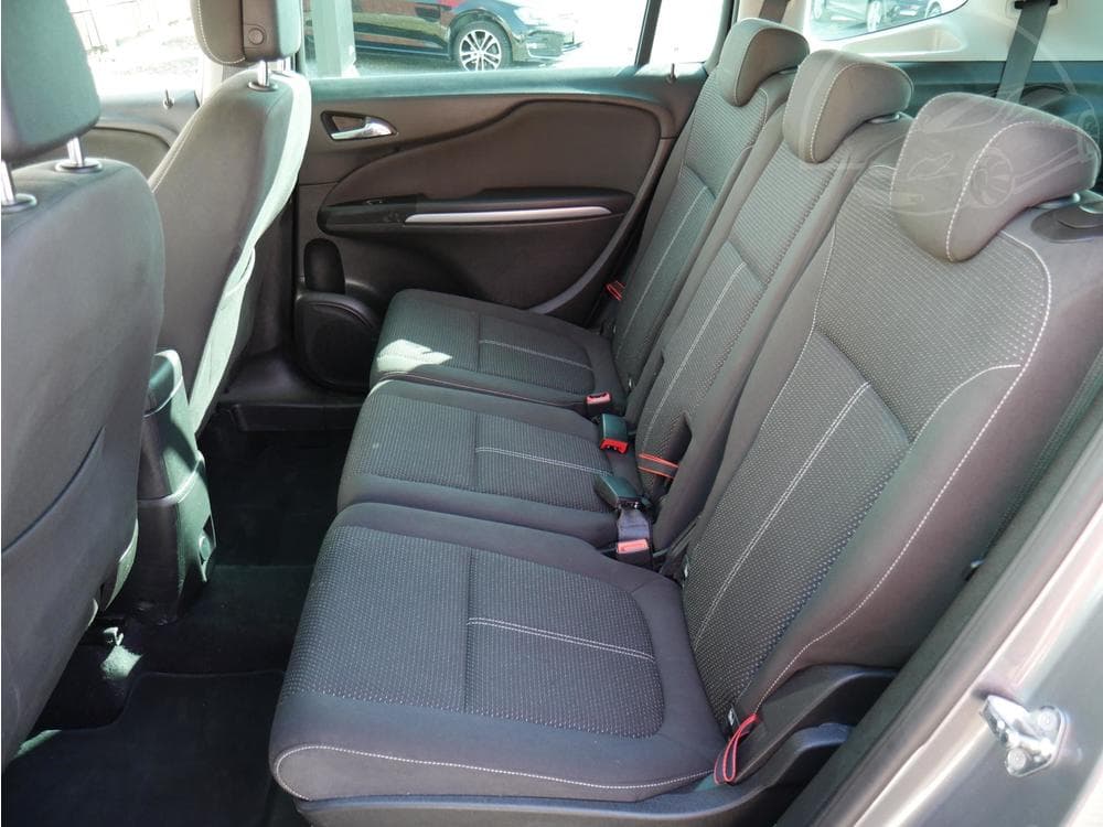 2018 Opel Zafira - 19