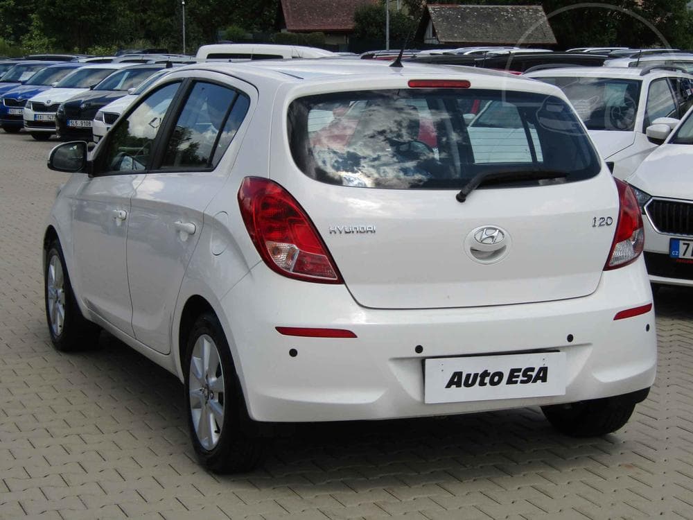 2013 Hyundai i20 - 6