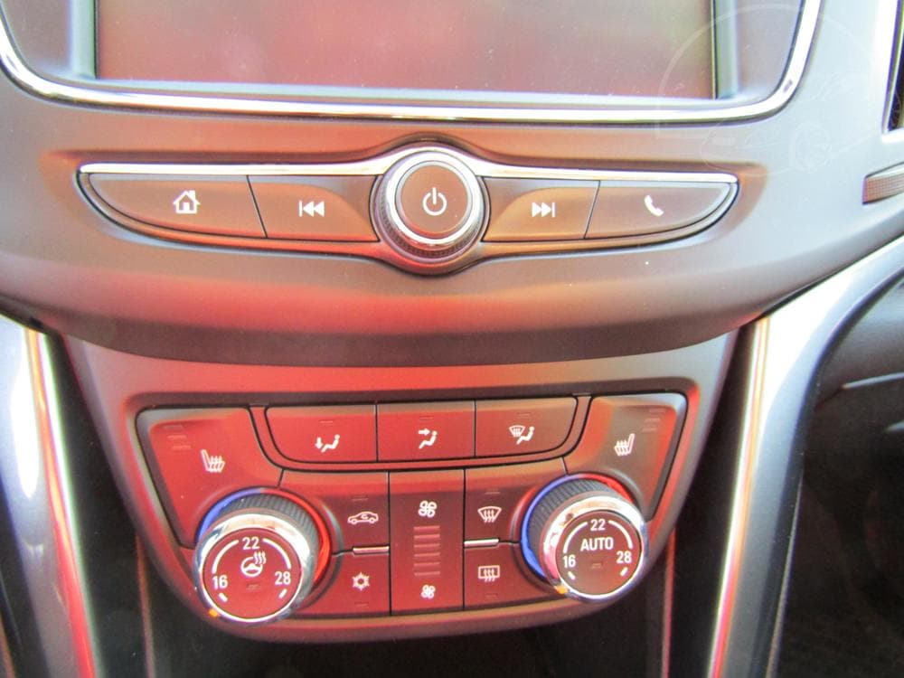 2017 Opel Zafira - 17