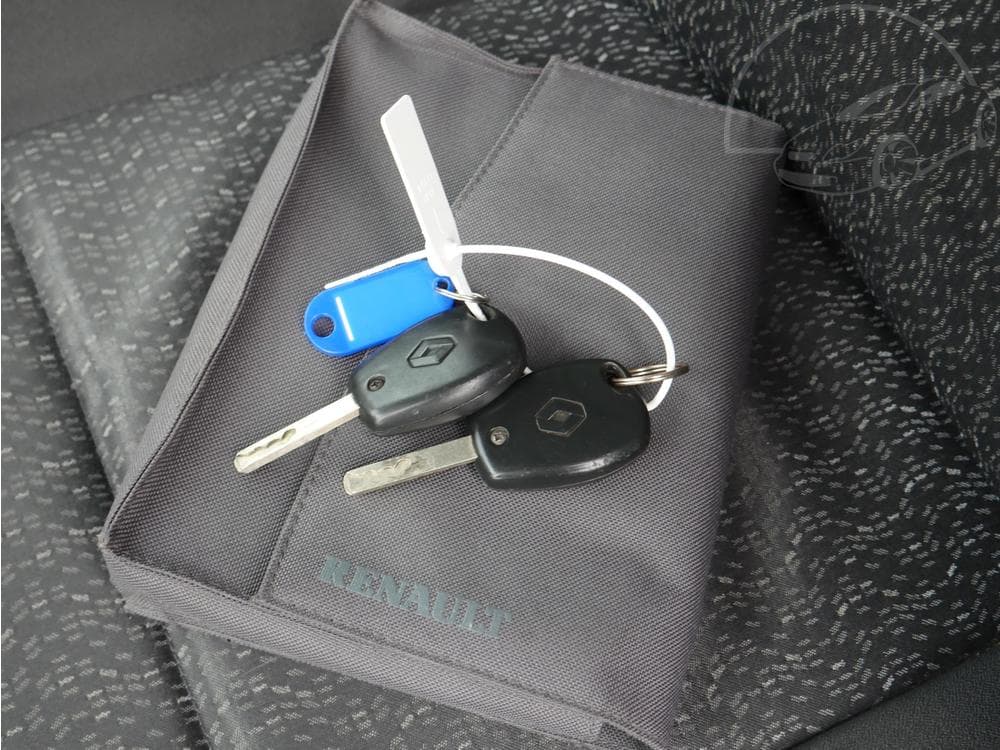 2005 Renault MODUS - 16