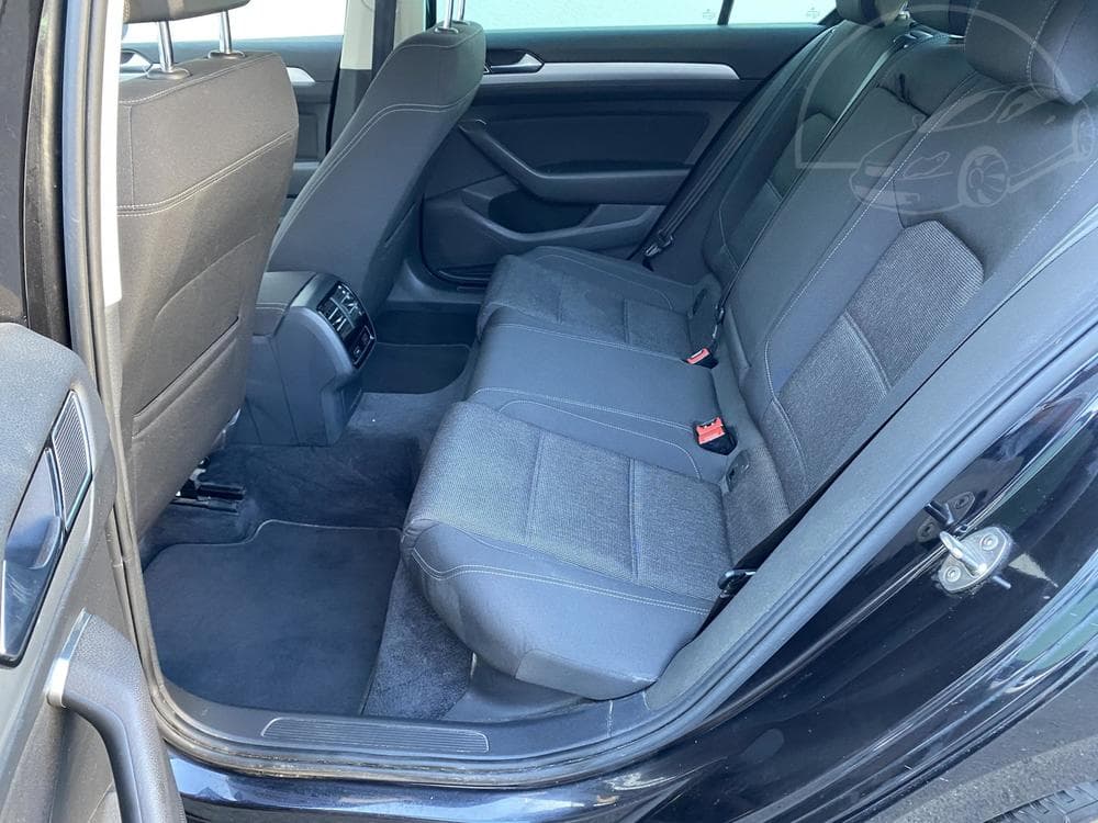 2015 Volkswagen PASSAT - 10