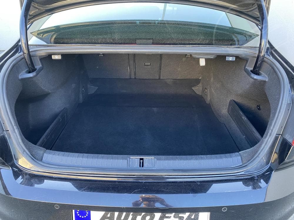 2015 Volkswagen PASSAT - 7