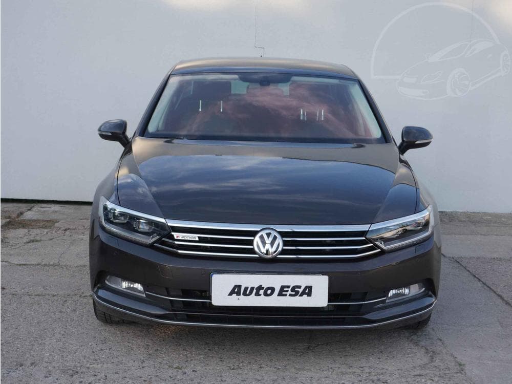 2015 Volkswagen PASSAT - 2