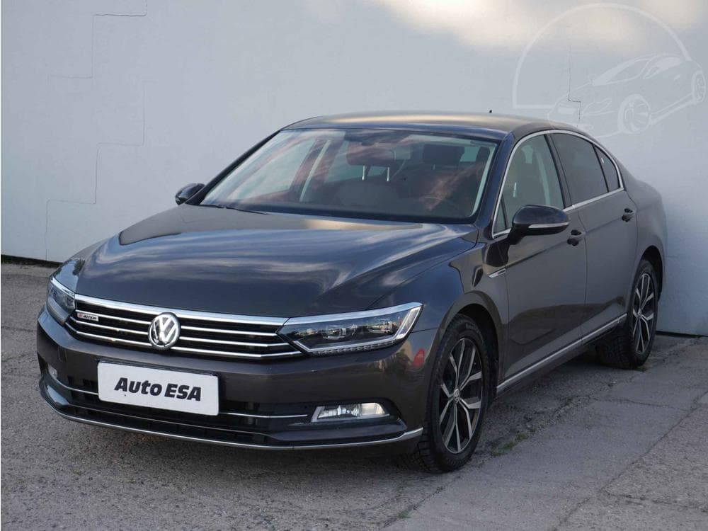 2015 Volkswagen PASSAT - 3