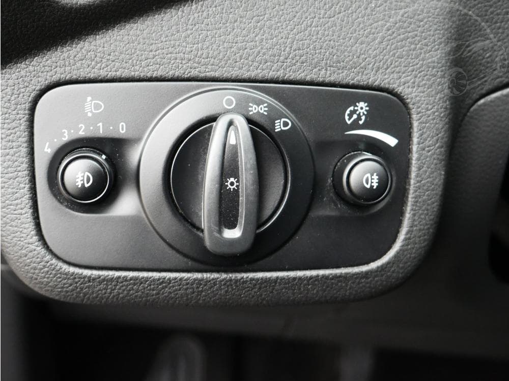 2016 Ford C-MAX - 16