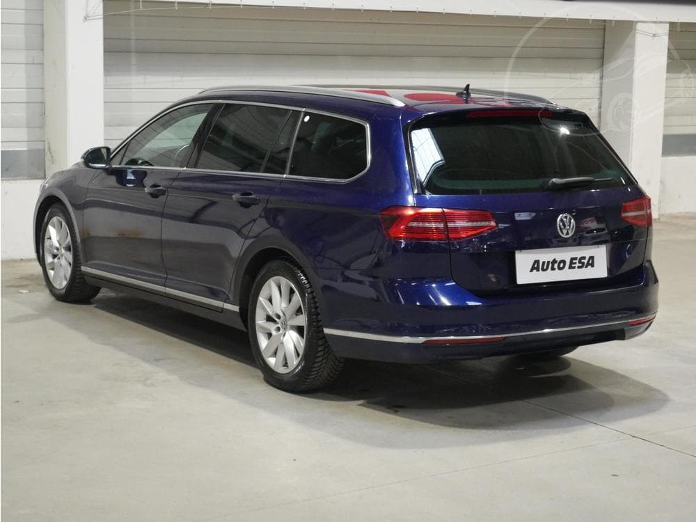 2019 Volkswagen PASSAT - 16