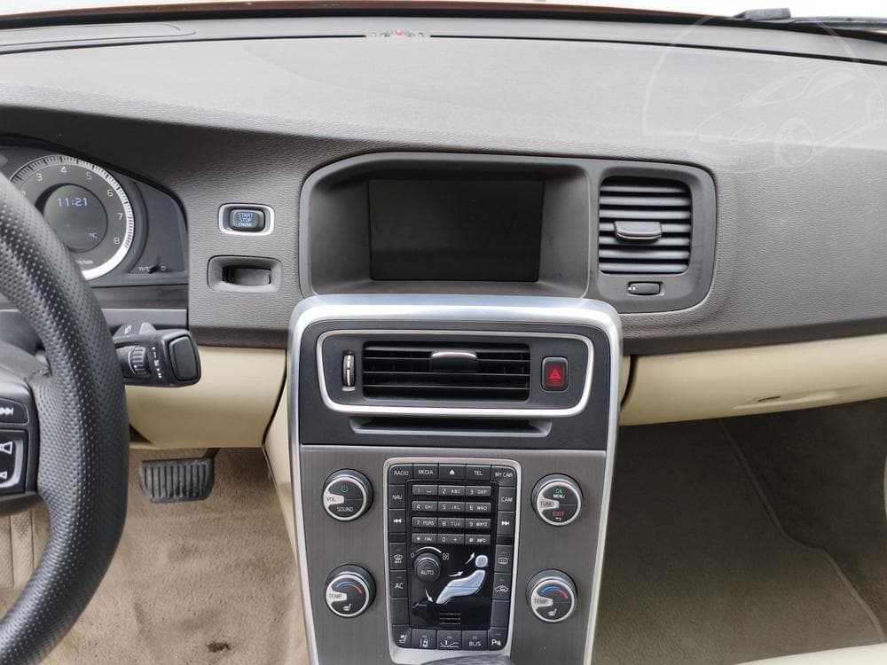 2010 Volvo S60 - 11