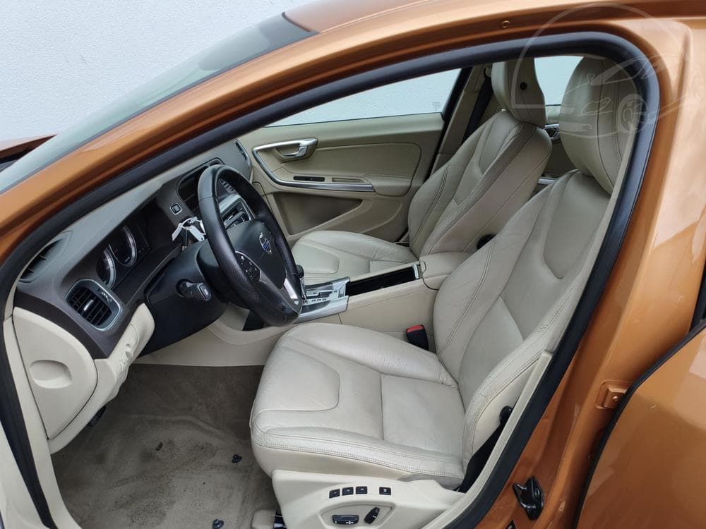 2010 Volvo S60 - 14